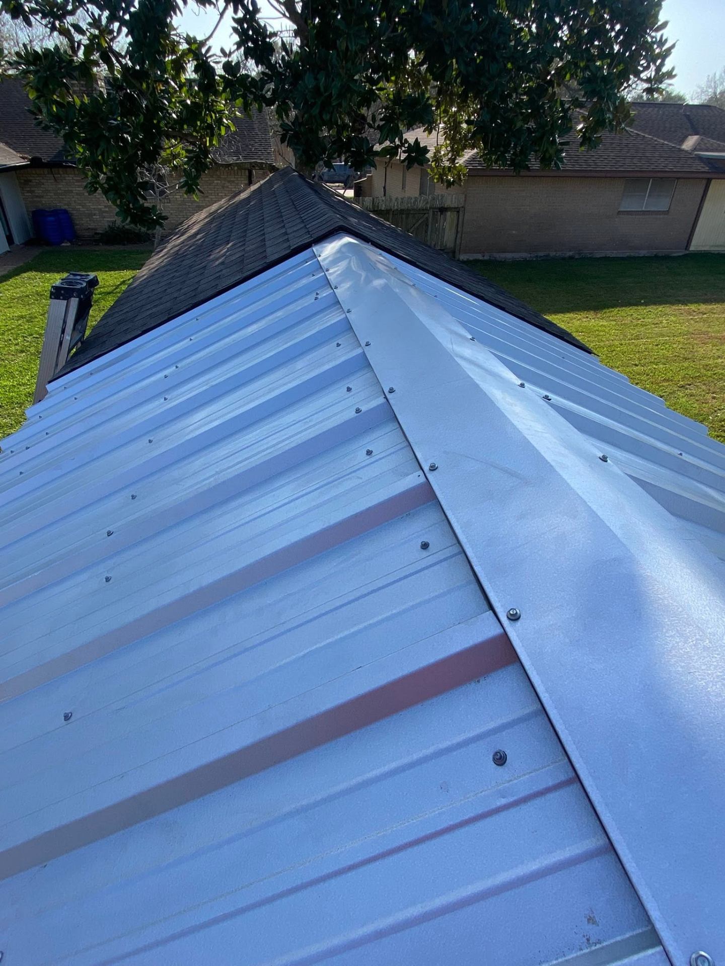 New metal roof installed on a residential structure in Victoria TX